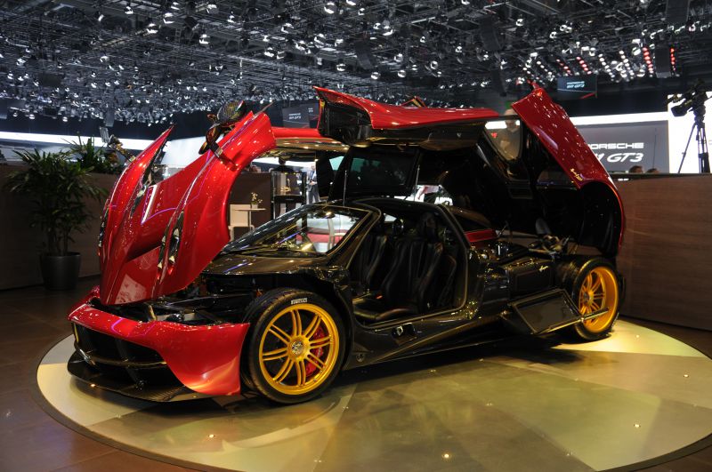 Pagani Huayra technical specifications and fuel economy